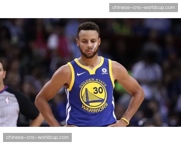 NBA常规赛收官日:西部第十悬念留至最后一场,勇士战胜爵士锁定附加赛席位 NBA常规赛收官日:西部第十悬念留至最后一场,勇士战胜爵士锁定附加赛席位