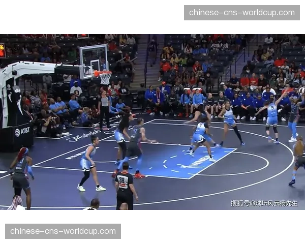 WNBA比赛期间平台实时同步比分与关键数据，提供攻防转换分析